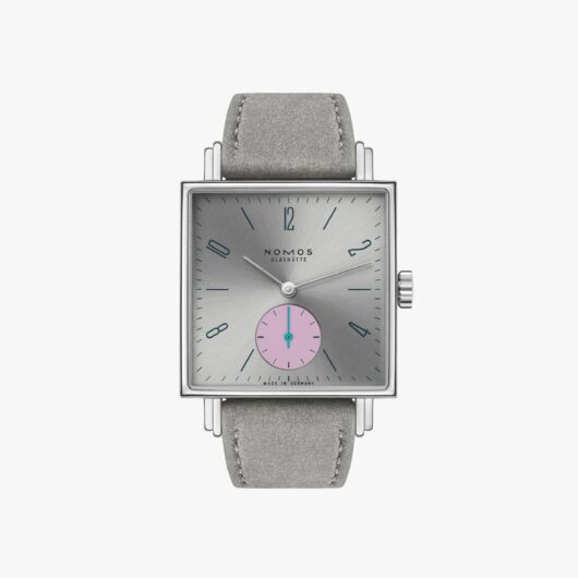 0427_0477_Tetra_Die_Unerreichbare-2d-front-masked_1 - nomos watch